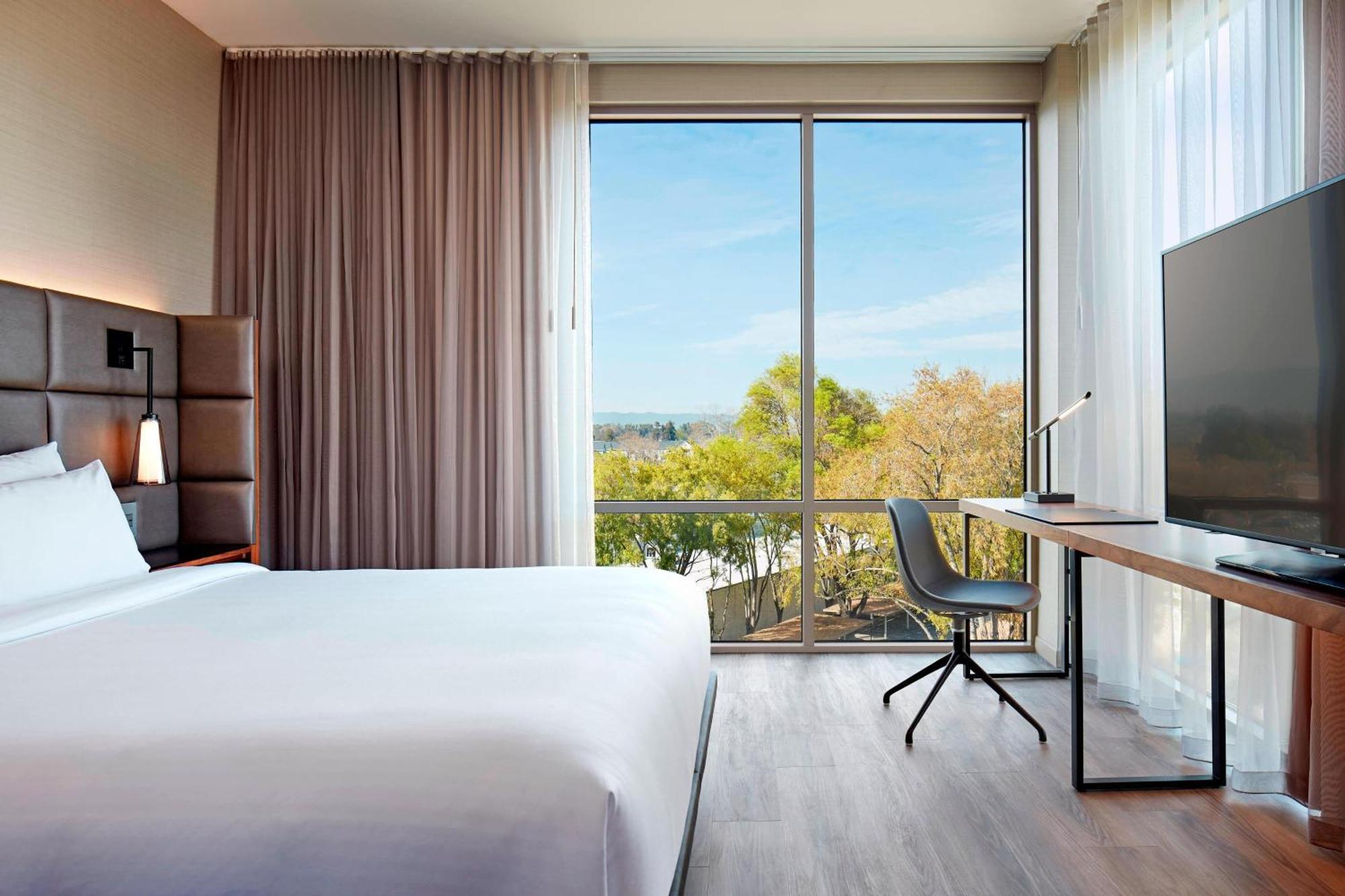 Ac Hotel By Marriott Sunnyvale Cupertino Exterior photo